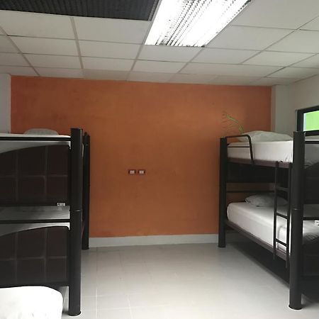Hostel Mundo Maya Cancún Esterno foto